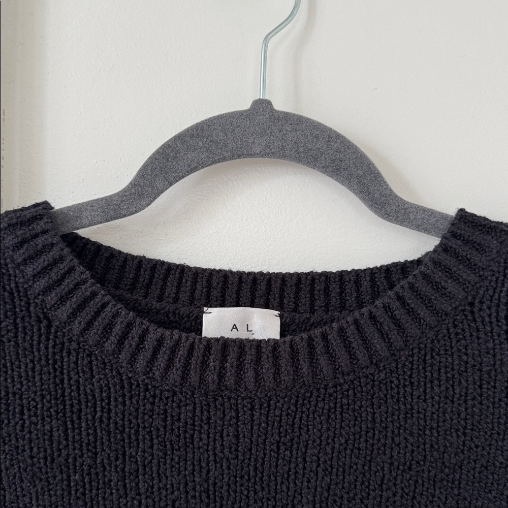 Almada Black Pullover Sweater Size XS - Picture 3 of 9